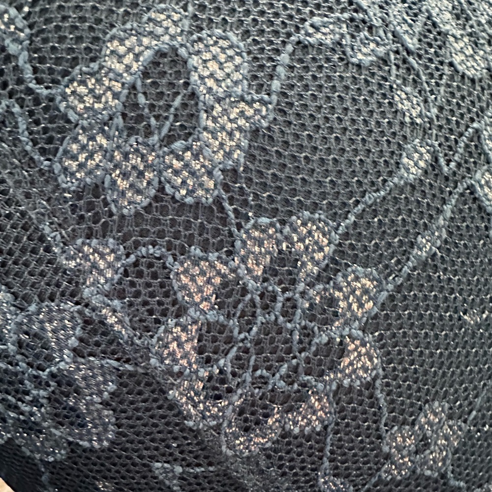 Victoria’s Secret Sexy Tee Posey Lace Lightly Lined Demi Bra, unlike new shape! - Picture 4 of 4